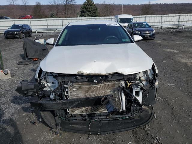 5XXGT4L30KG315613 - 2019 KIA OPTIMA LX WHITE photo 5