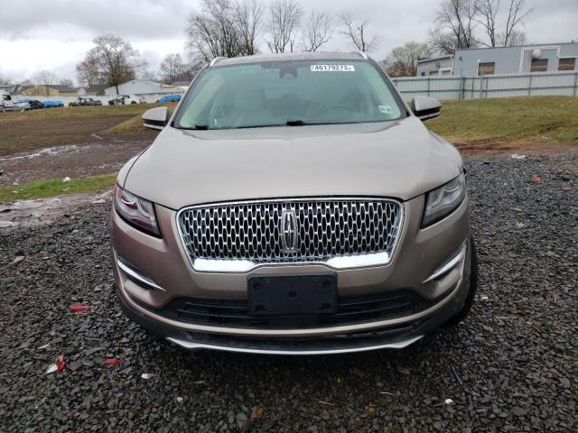 5LMCJ3D9XKUL47490 - 2019 LINCOLN MKC RESERVE Bej foto 5