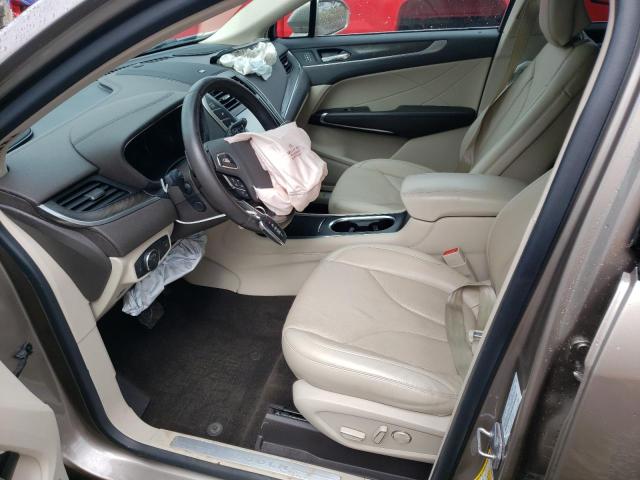 5LMCJ3D9XKUL47490 - 2019 LINCOLN MKC RESERVE BEIGE photo 7