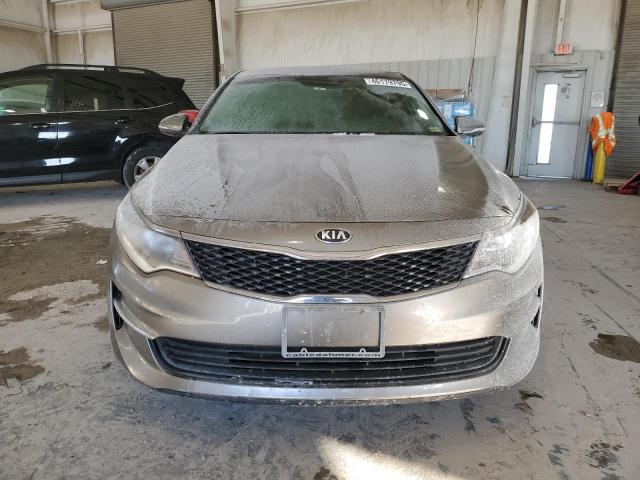 5XXGT4L36JG272474 - 2018 KIA OPTIMA LX 银色 照片 5