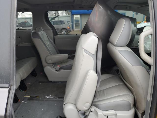 5TDYK3DCXBS050116 - 2011 TOYOTA SIENNA XLE GRAY photo 10