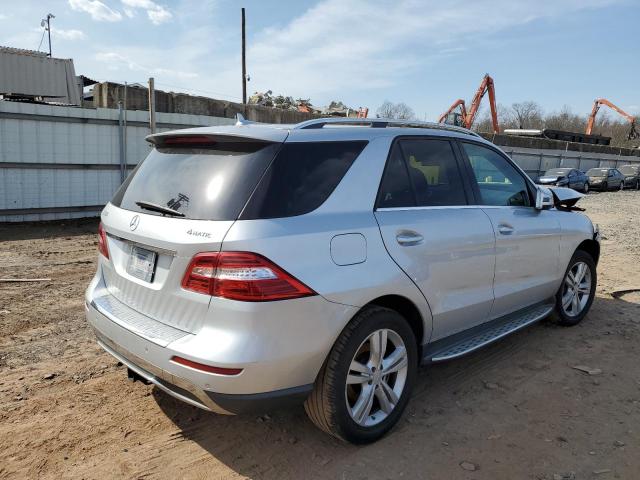 4JGDA5HB9DA116116 - 2013 MERCEDES-BENZ ML 350 4MATIC SILVER photo 3