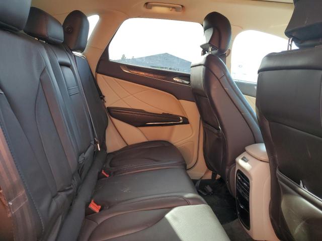 5LMTJ3DH7HUL40822 - 2017 LINCOLN MKC RESERVE ბეჟი ფოტო 11