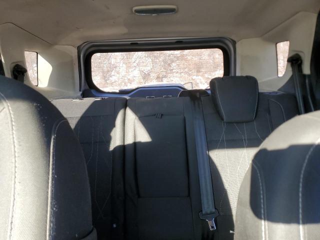 MAJ6P1UL6JC200676 - 2018 FORD ECOSPORT SE Silber Foto 10