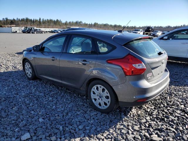 1FAHP3K25CL223707 - 2012 FORD FOCUS SE GRAY photo 2