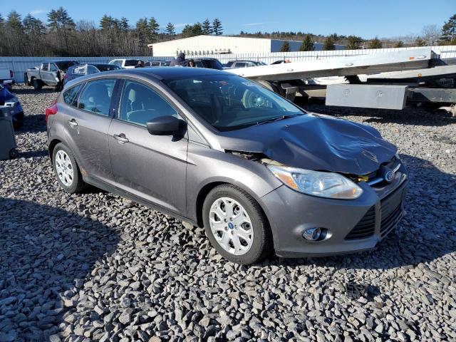 1FAHP3K25CL223707 - 2012 FORD FOCUS SE GRAY photo 4