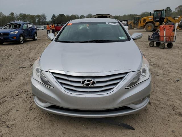 5NPEB4AC6DH567919 - 2013 HYUNDAI SONATA GLS SILVER photo 5