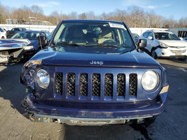 1C4NJRFB4ED653026 - 2014 JEEP PATRIOT LATITUDE BLUE photo 5