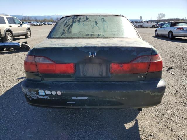 1HGCG5645WA260138 - 1998 HONDA ACCORD LX GREEN photo 6