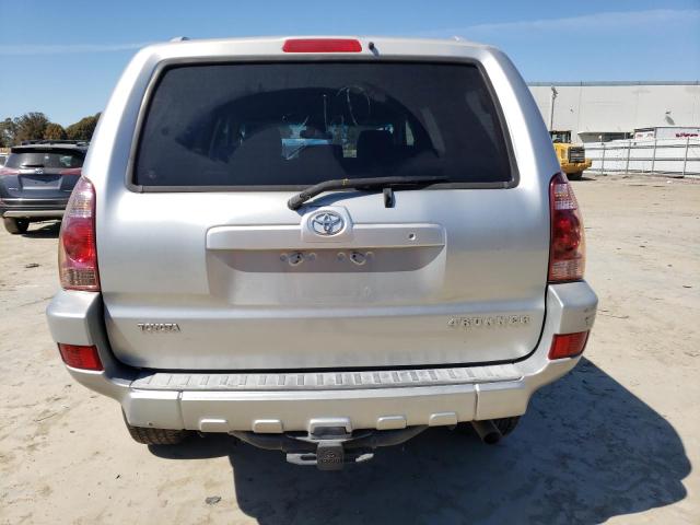 JTEZT14R050022337 - 2005 TOYOTA 4RUNNER SR5 SILVER photo 6