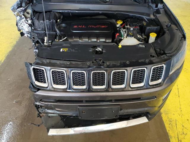 3C4NJDCB1JT399240 - 2018 JEEP COMPASS LIMITED GRAY photo 12