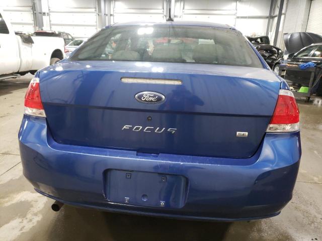 1FAHP35N89W210558 - 2009 FORD FOCUS SE BLUE photo 6