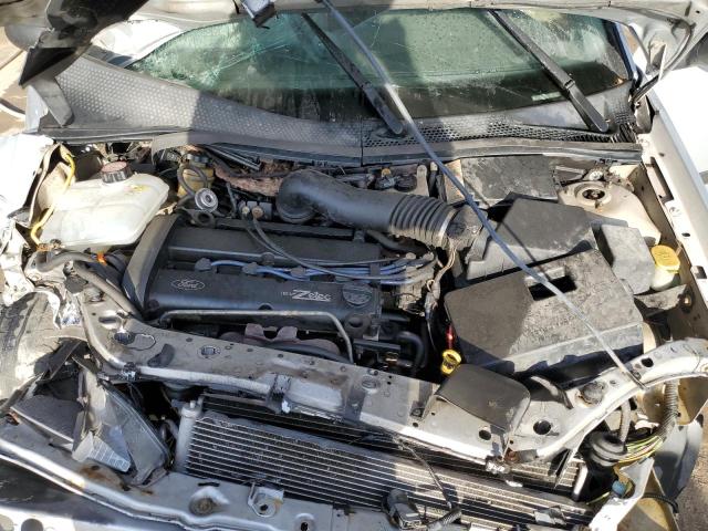 3FAFP31383R133213 - 2003 FORD FOCUS ZX3 SILVER photo 11