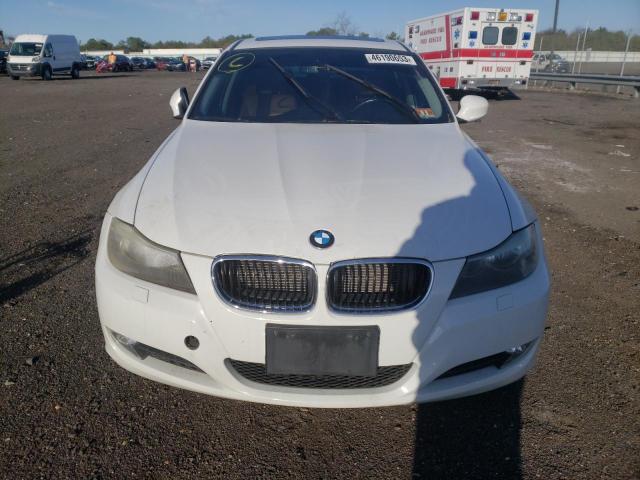 WBAPK5C5XBF124769 - 2011 BMW 328 XI SULEV WHITE photo 5