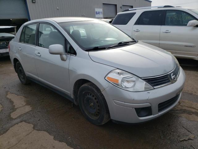 3N1BC11E17L424318 - 2007 NISSAN VERSA S SILVER photo 4