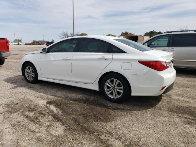 5NPEB4AC2EH900909 - 2014 HYUNDAI SONATA GLS WHITE photo 2