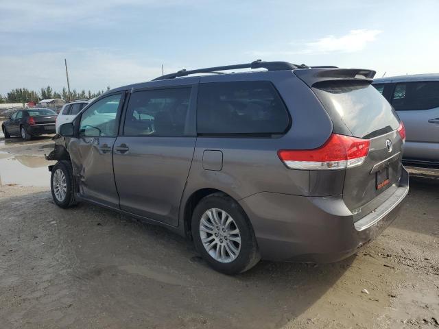 5TDYK3DC1BS008823 - 2011 TOYOTA SIENNA XLE GRAY photo 2