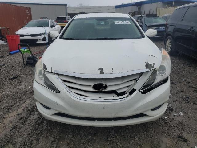 5NPEB4AC6CH492461 - 2012 HYUNDAI SONATA GLS WHITE photo 5