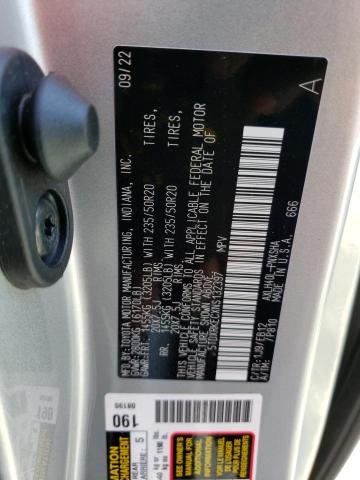 5TDXRKECXNS132397 - 2022 TOYOTA SIENNA XSE SILVER photo 12