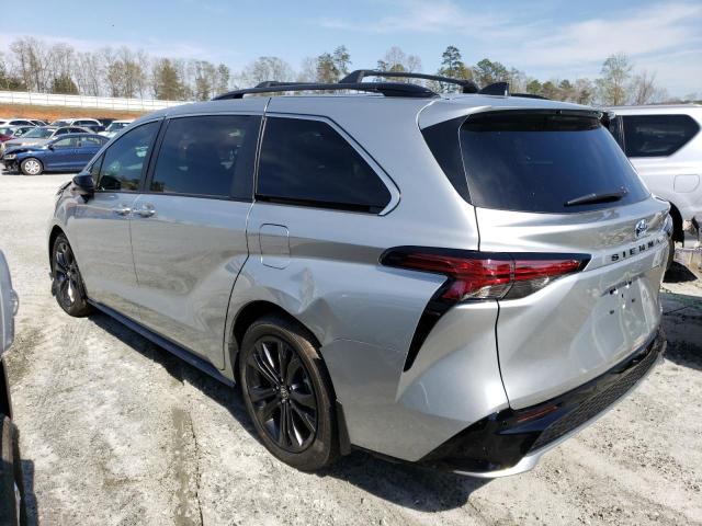 5TDXRKECXNS132397 - 2022 TOYOTA SIENNA XSE SILVER photo 2