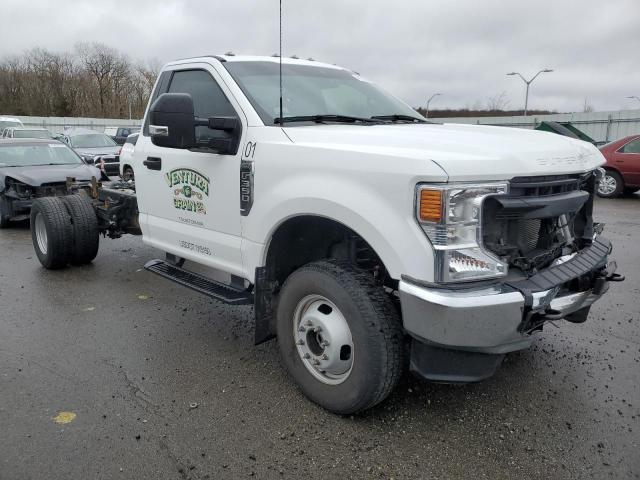 1FDRF3H67NEC81011 - 2022 FORD F350 SUPER DUTY WHITE photo 4