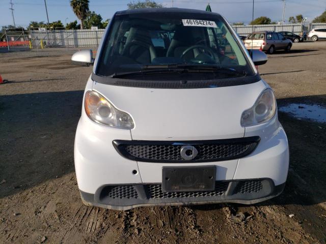 WMEEJ3BA2EK762687 - 2014 SMART FORTWO PURE WHITE photo 5