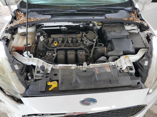 1FADP3E22FL286102 - 2015 FORD FOCUS S WHITE photo 11