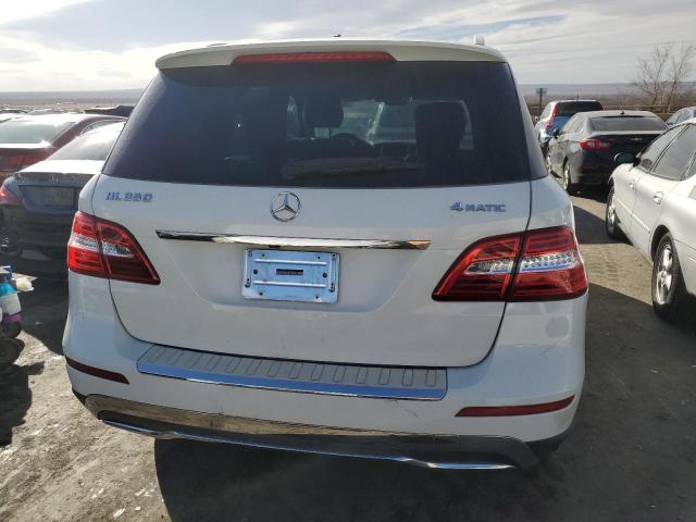 4JGDA5HB7CA034691 - 2012 MERCEDES-BENZ ML 350 4MATIC WHITE photo 6