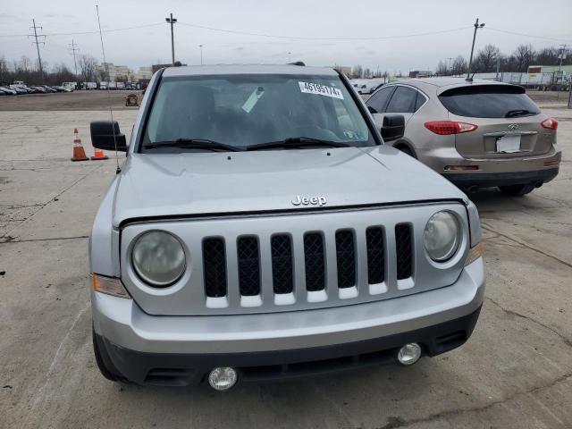 1C4NJRFBXCD578278 - 2012 JEEP PATRIOT LATITUDE SILVER photo 5