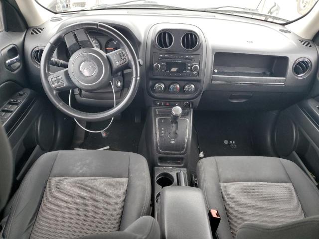 1C4NJRFBXCD578278 - 2012 JEEP PATRIOT LATITUDE SILVER photo 8