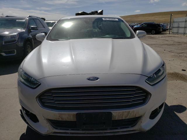 3FA6P0RU4GR156781 - 2016 FORD FUSION TITANIUM HEV WHITE photo 5