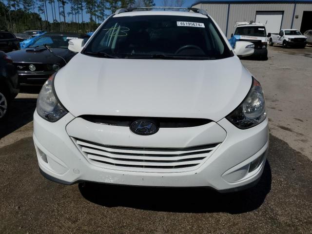 KM8JU3AC6DU653705 - 2013 HYUNDAI TUCSON GLS WHITE photo 5