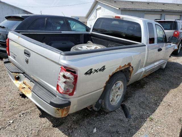 1D7HW42K37S159543 - 2007 DODGE DAKOTA SLT SILVER photo 3