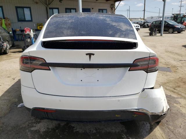 5YJXCBE27JF114172 - 2018 TESLA MODEL X WHITE photo 6