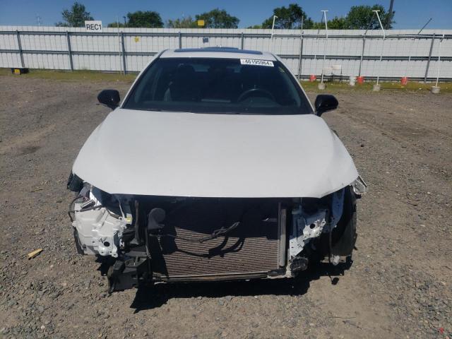 4T1BZ1FB6KU033590 - 2019 TOYOTA AVALON XLE WHITE photo 5