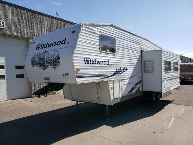 4X4FWDF205R334442 - 2005 WILDWOOD 5TH WHEEL WHITE photo 2