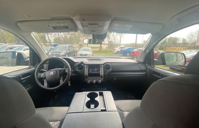 5TFRM5F19KX141877 - 2019 TOYOTA TUNDRA DOUBLE CAB SR/SR5 BLACK photo 9