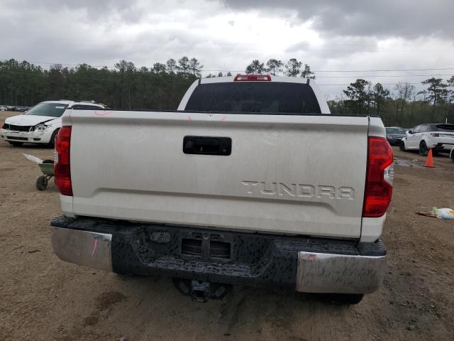5TFRM5F18KX135567 - 2019 TOYOTA TUNDRA DOUBLE CAB SR/SR5 WHITE photo 6