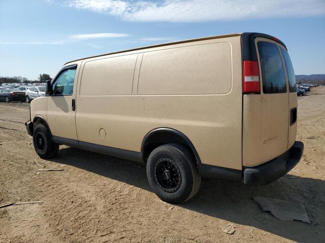 1GCGG25CX81212757 - 2008 CHEVROLET EXPRESS G2 TAN photo 2