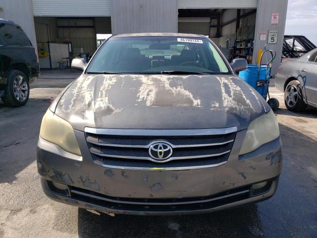 4T1BK36B16U157255 - 2006 TOYOTA AVALON XL GRAY photo 5