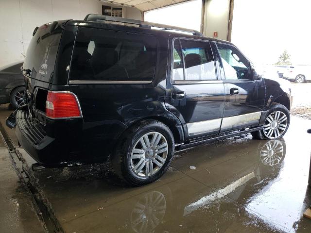 5LMFU28548LJ05752 - 2008 LINCOLN NAVIGATOR შავი ფოტო 3