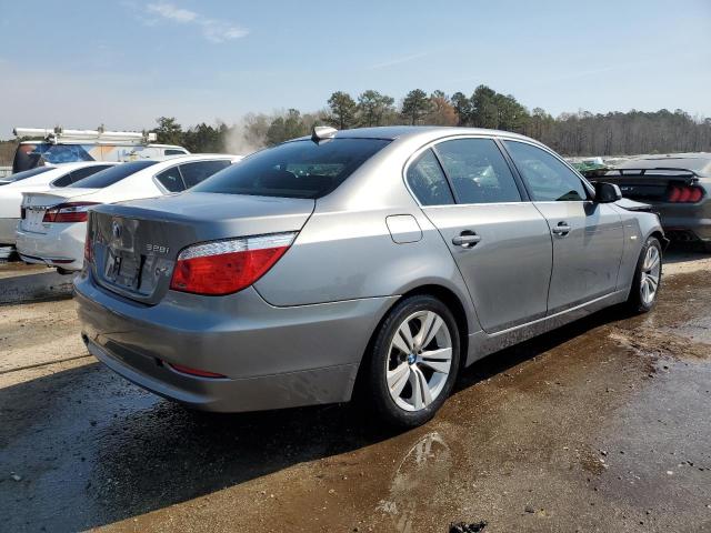 WBANU5C5XAC460925 - 2010 BMW 528 I GRAY photo 3