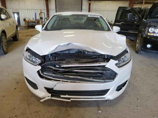 3FA6P0H72GR376058 - 2016 FORD FUSION SE WHITE photo 5