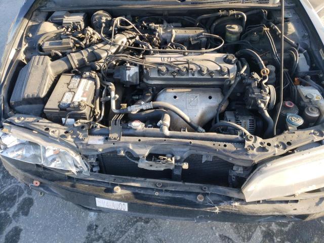 1HGCD7269TA025491 - 1996 HONDA ACCORD EX BLACK photo 11