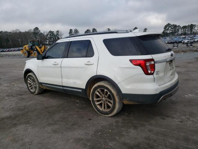 1FM5K7DHXHGE32716 - 2017 FORD EXPLORER XLT WHITE photo 2