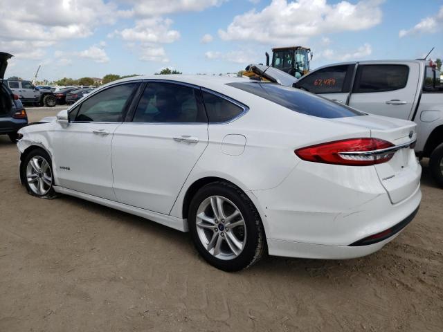 3FA6P0LU9JR261056 - 2018 FORD FUSION SE HYBRID WHITE photo 2