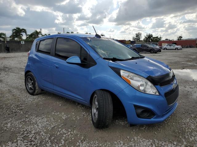 KL8CD6S99FC783092 - 2015 CHEVROLET SPARK 1LT BLUE photo 4