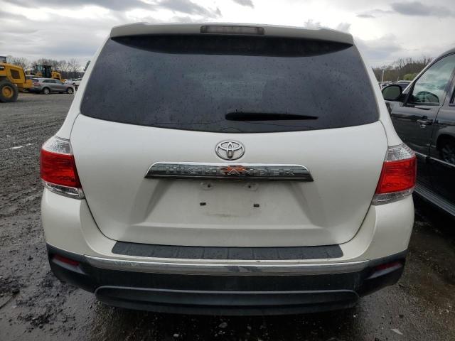 5TDZA3EH2CS028372 - 2012 TOYOTA HIGHLANDER BASE WHITE photo 6