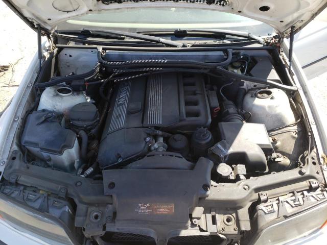 WBAAM3332XFP56062 - 1999 BMW 323 I AUTOMATIC Weiß Foto 11