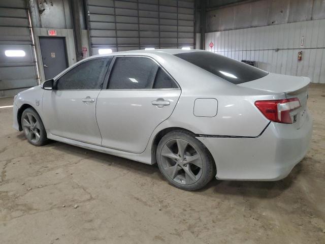 4T1BF1FK7EU357015 - 2014 TOYOTA CAMRY L SILVER photo 2